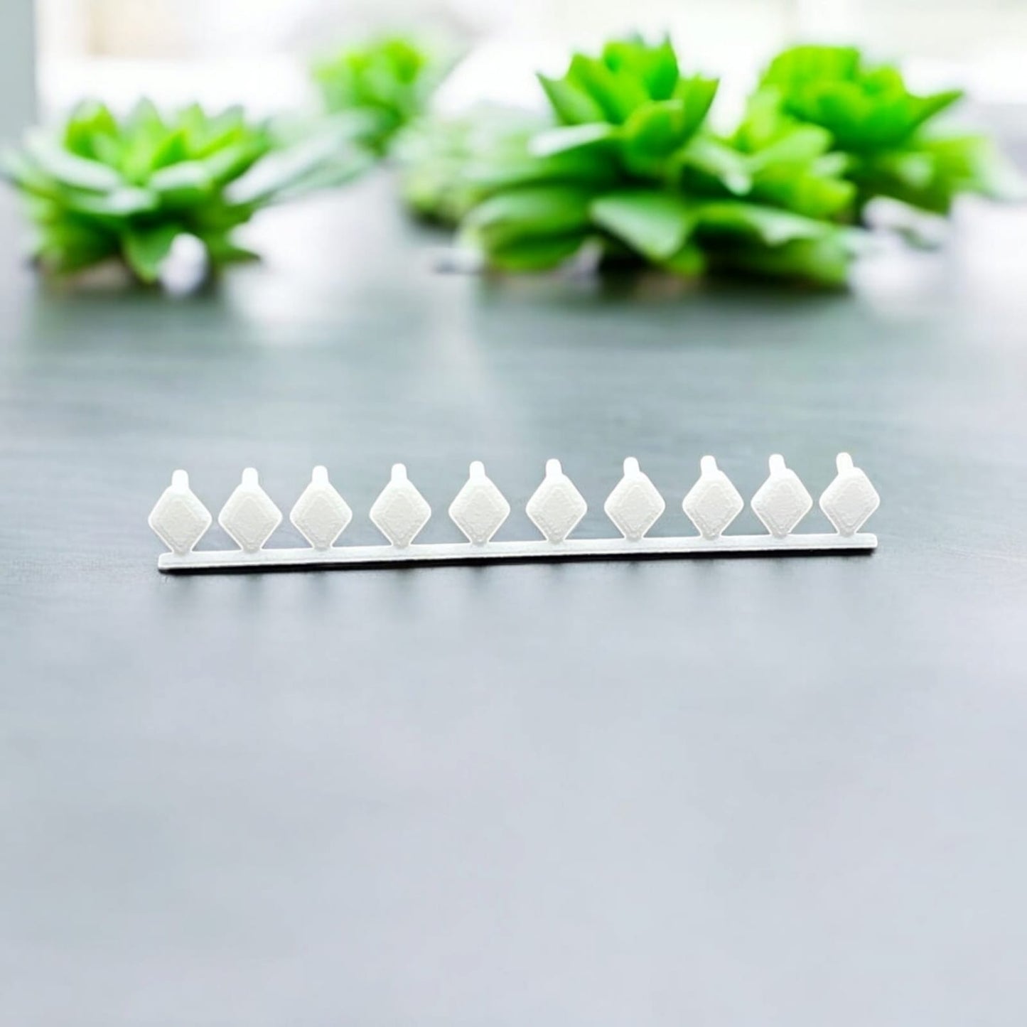 Replacement Aer Dorsal Cross Pins - Diamond-Shaped (4 pieces)